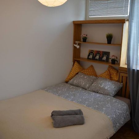 Ohmyhome - Sunny Apartment In City Center 华沙 外观 照片